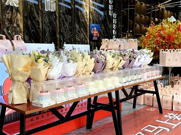 昌禾裝飾·女神節(jié)特輯｜以花為禮，以甜為伴，致敬每一位發(fā)光的你